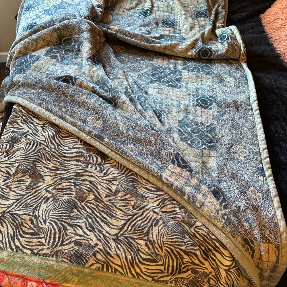 Johnny Was Reversible Blue and Zebra Print Blanket